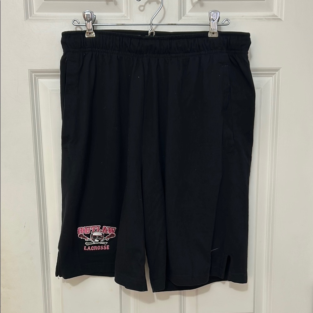 Nike Outlaws LaCrosse Men's Black Shorts size large black cotton blend skull